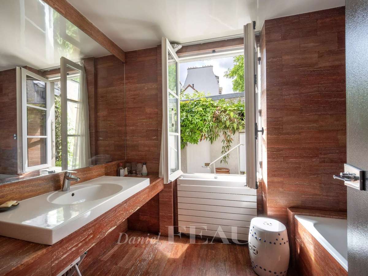House Paris 18e