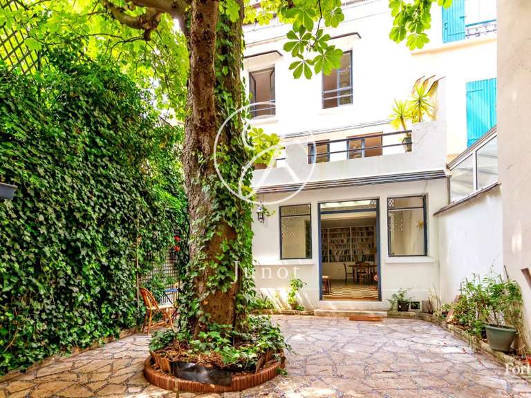Maison Paris 18e - 3 chambres - 148m²
