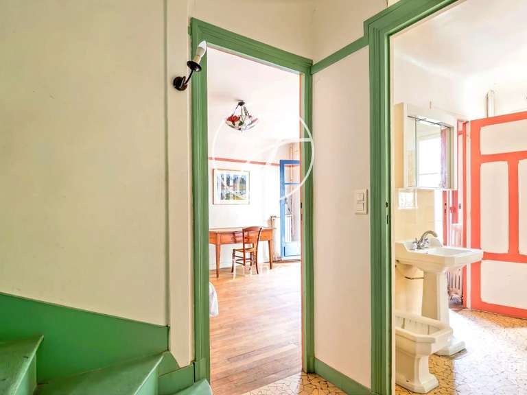 Maison Paris 18e - 3 chambres - 148m²