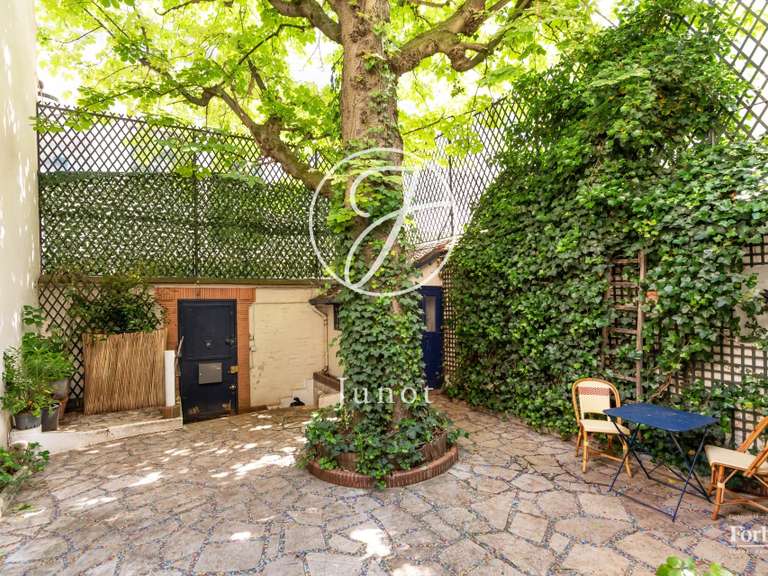 Maison Paris 18e - 3 chambres - 148m²