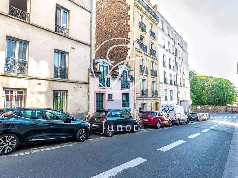 House Paris 18e - 3 bedrooms - 144m²
