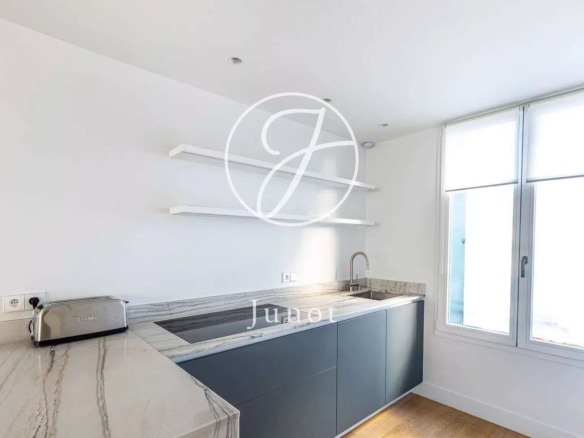 House Paris 18e