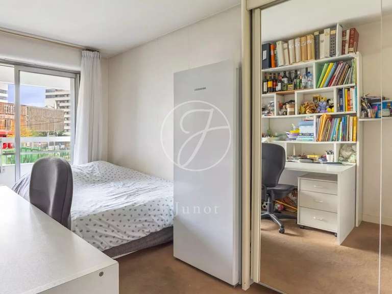 Appartement Paris 19e - 5 chambres - 143m²