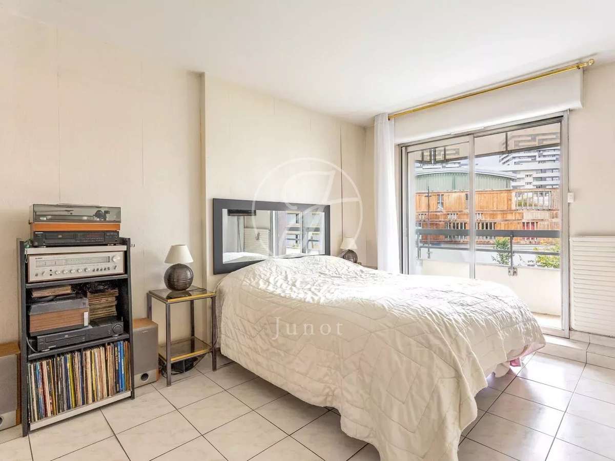 Apartment Paris 19e