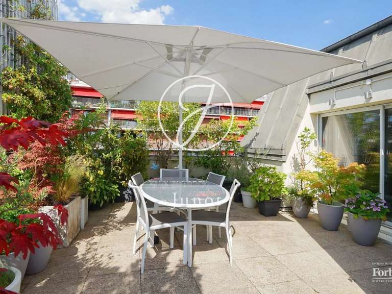 Appartement Paris 19e - 3 chambres - 146m²