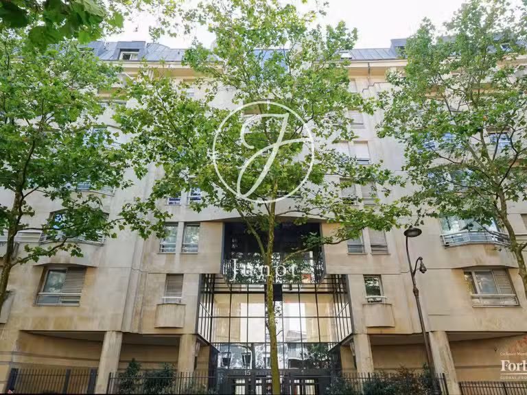 Appartement Paris 19e - 3 chambres - 128m²