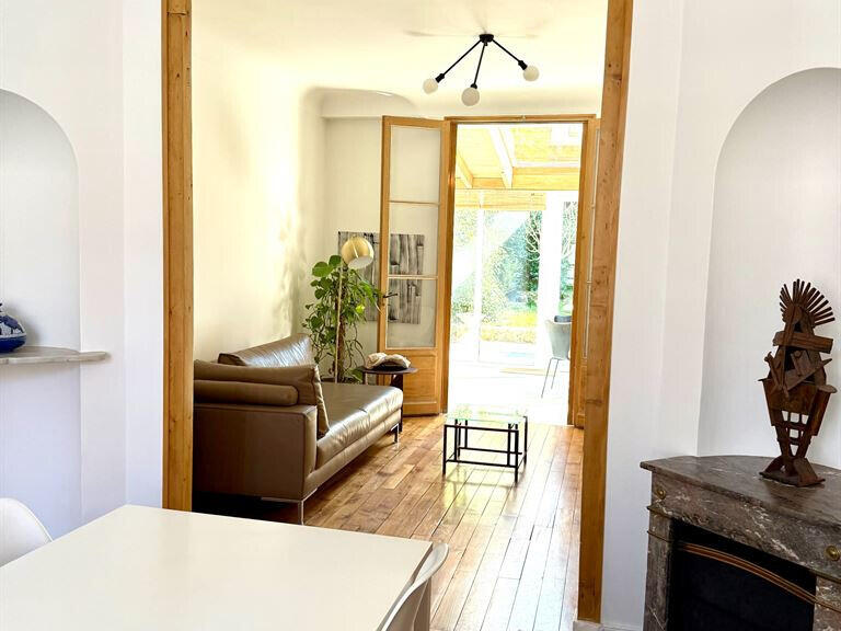 House Paris 19e - 4 bedrooms - 220m²