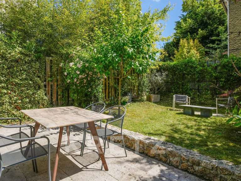 Maison Paris 19e - 4 chambres - 230m²