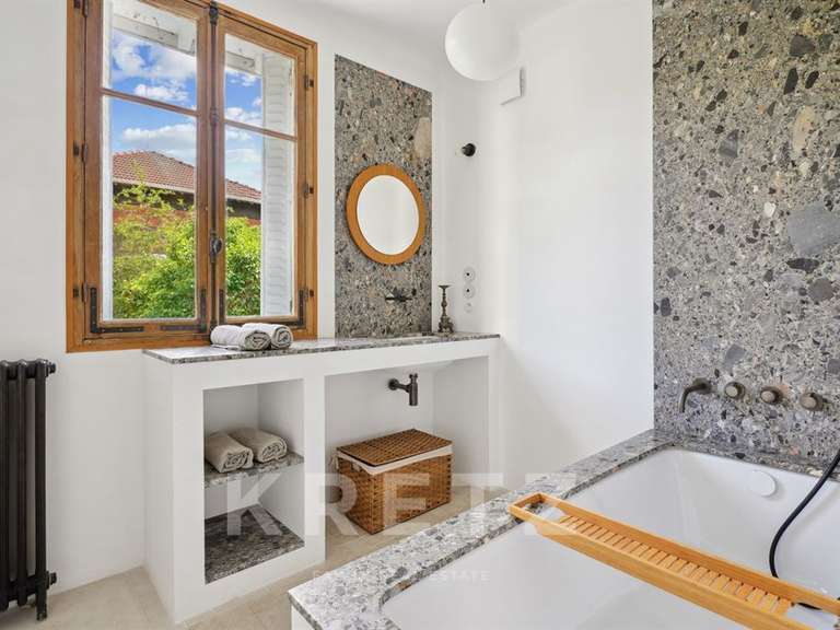 Maison Paris 19e - 4 chambres - 230m²