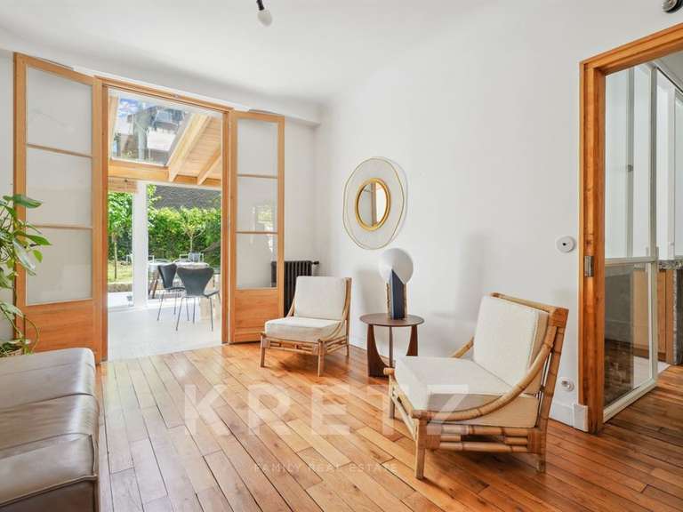 Maison Paris 19e - 4 chambres - 230m²