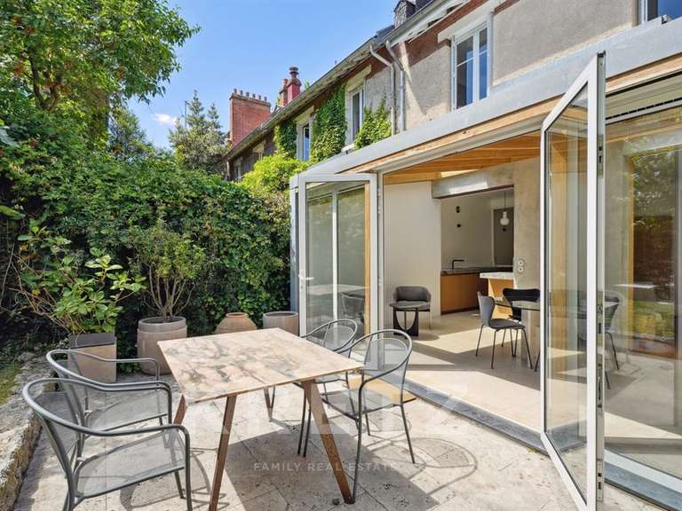 Maison Paris 19e - 4 chambres - 230m²