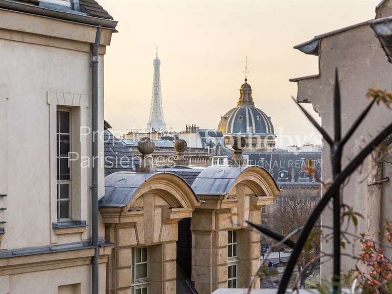 Appartement Paris 1er - 2 chambres - 69m²