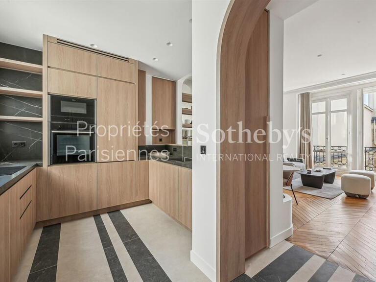 Apartment Paris 1er - 1 bedroom - 70m²