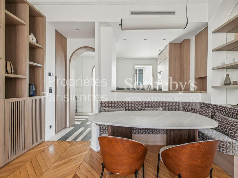 Apartment Paris 1er - 1 bedroom - 70m²