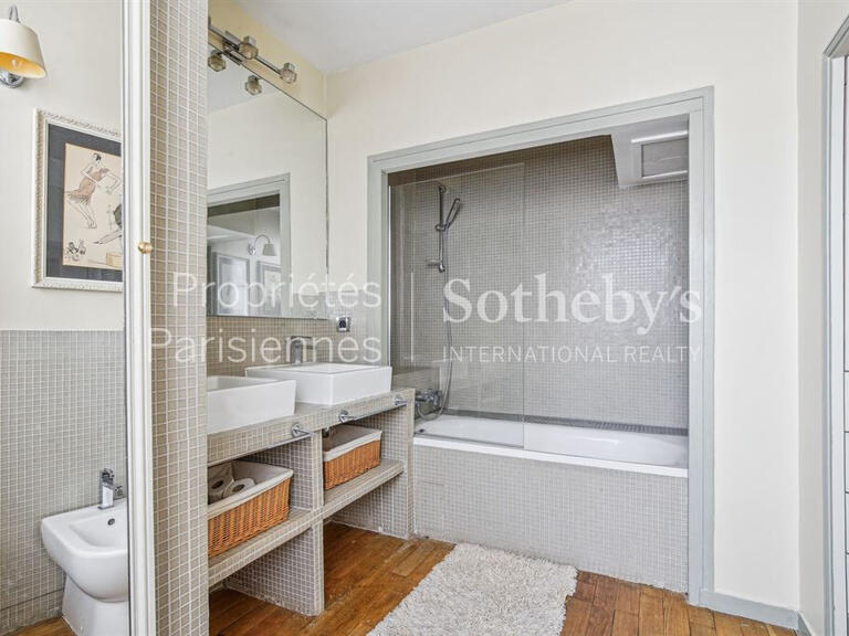 Appartement Paris 1er - 3 chambres - 115m²