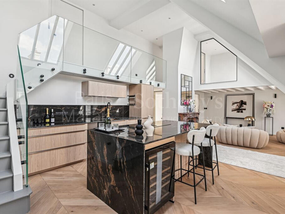 Apartment Paris 1er