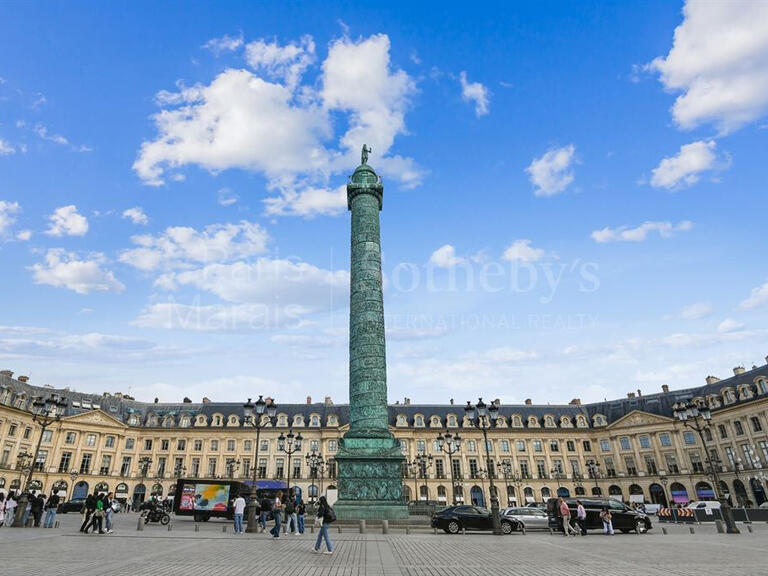 Apartment Paris 1er - 3 bedrooms - 129m²