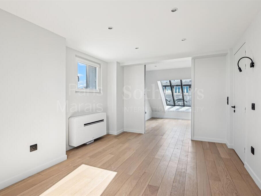Apartment Paris 1er