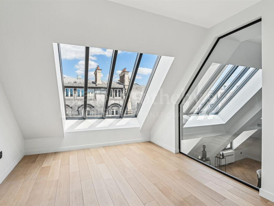 Apartment Paris 1er