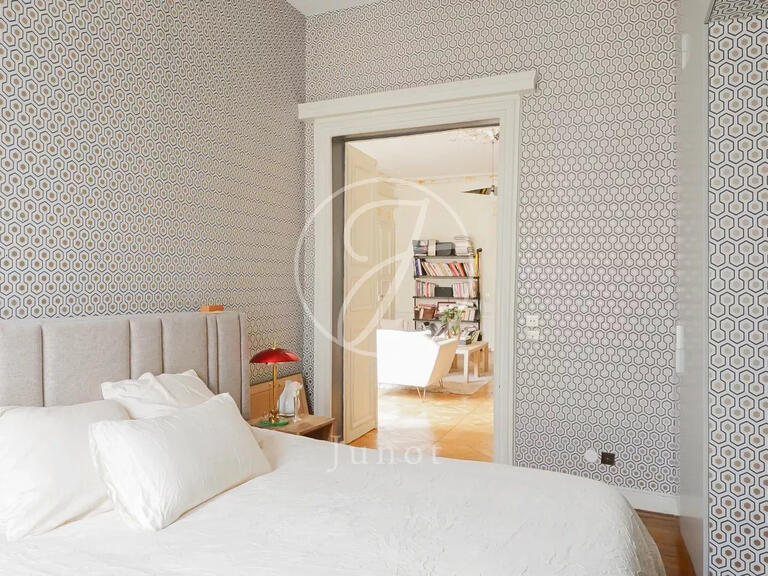 Apartment Paris 1er - 2 bedrooms - 111m²