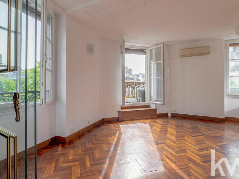 Apartment Paris 1er - 3 bedrooms - 80m²