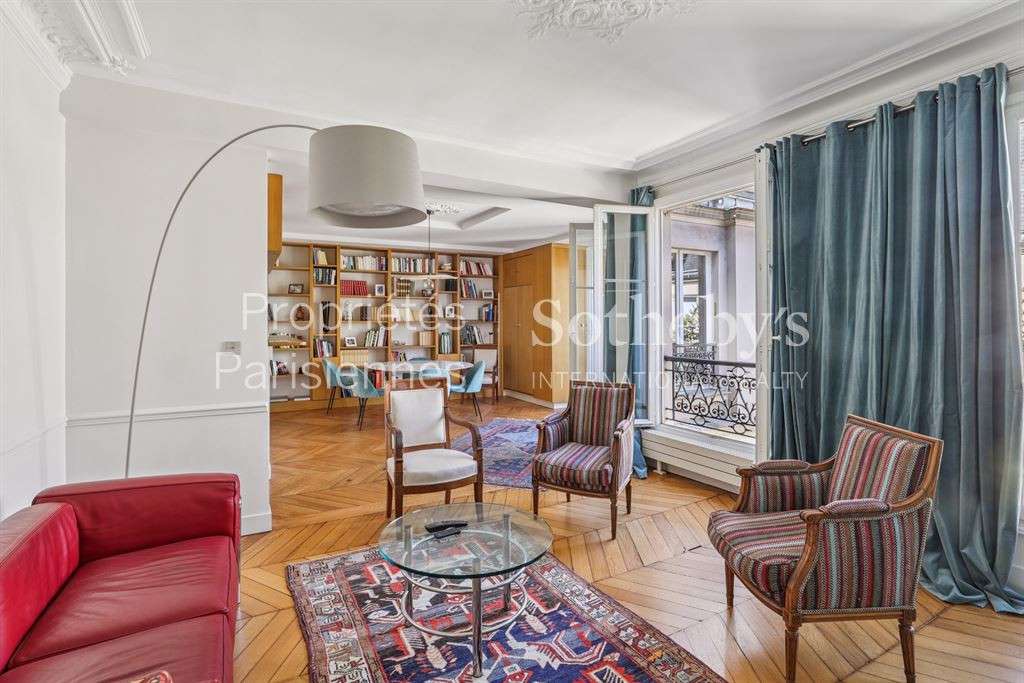 Apartment Paris 1er