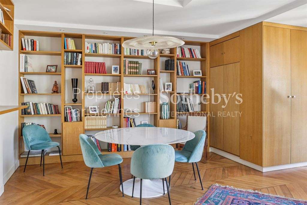 Apartment Paris 1er