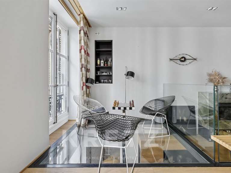 Appartement Paris 1er - 6 chambres - 185m²