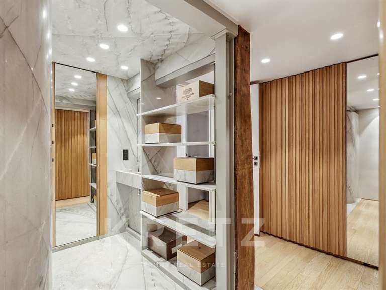 Appartement Paris 1er - 6 chambres - 185m²