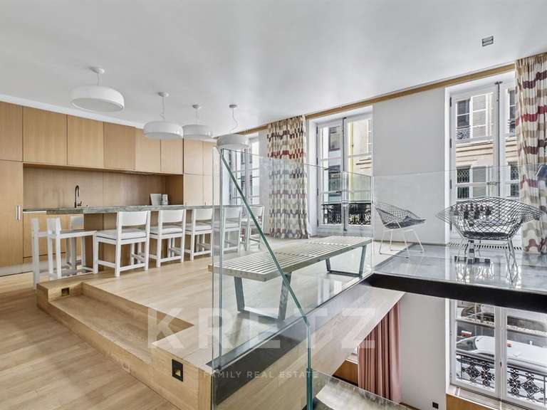 Appartement Paris 1er - 6 chambres - 185m²
