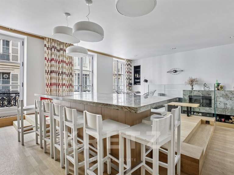 Appartement Paris 1er - 6 chambres - 185m²