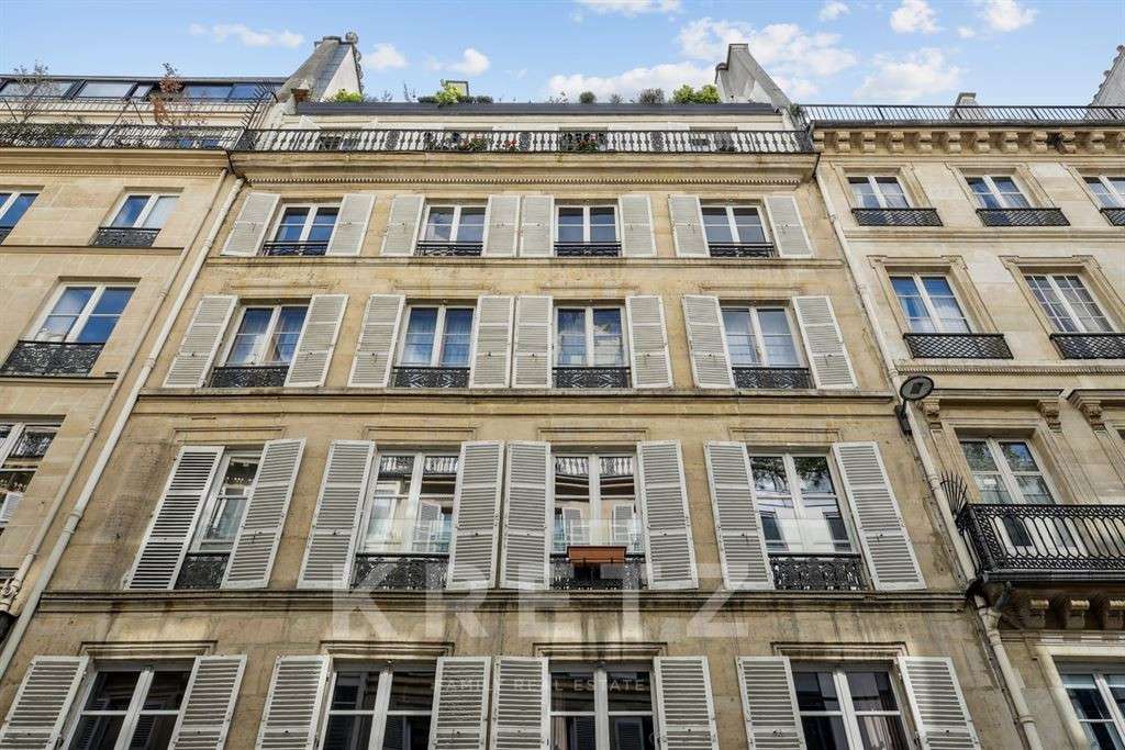 Apartment Paris 1er
