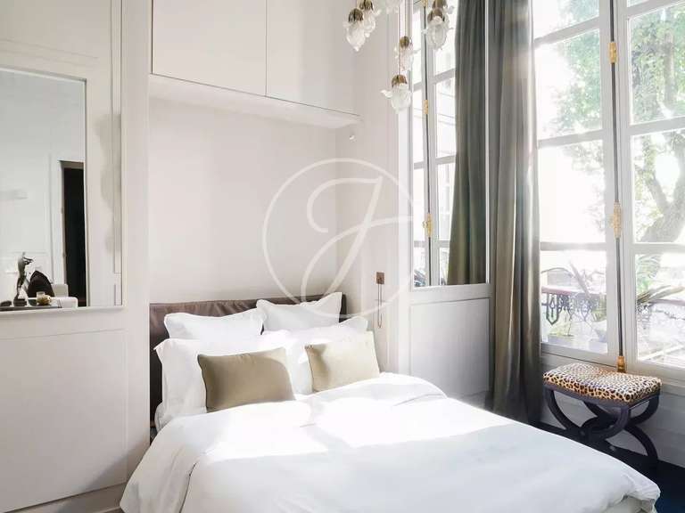 Appartement Paris 1er - 1 chambre - 40m²