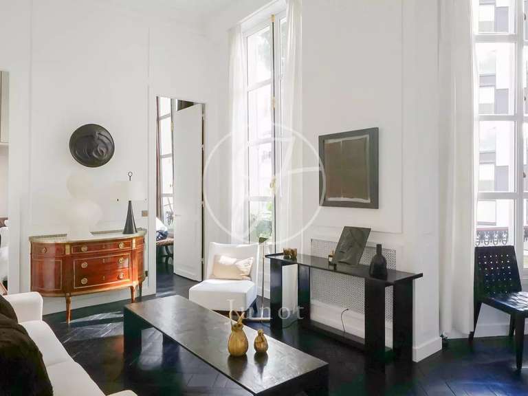 Appartement Paris 1er - 1 chambre - 40m²