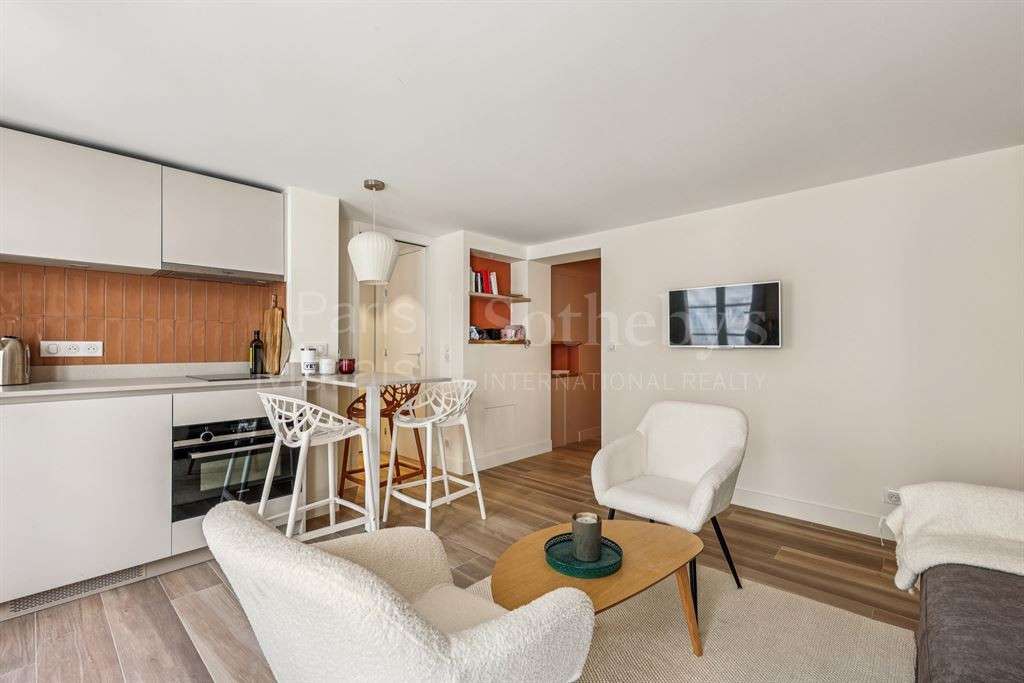 Apartment Paris 1er