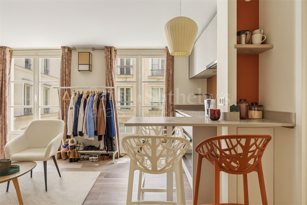 Apartment Paris 1er