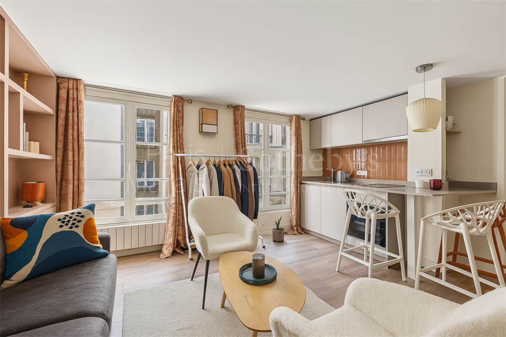 Apartment Paris 1er