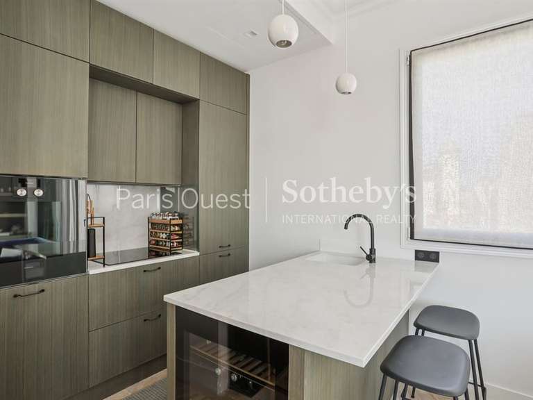 Appartement Paris 1er - 1 chambre - 58m²