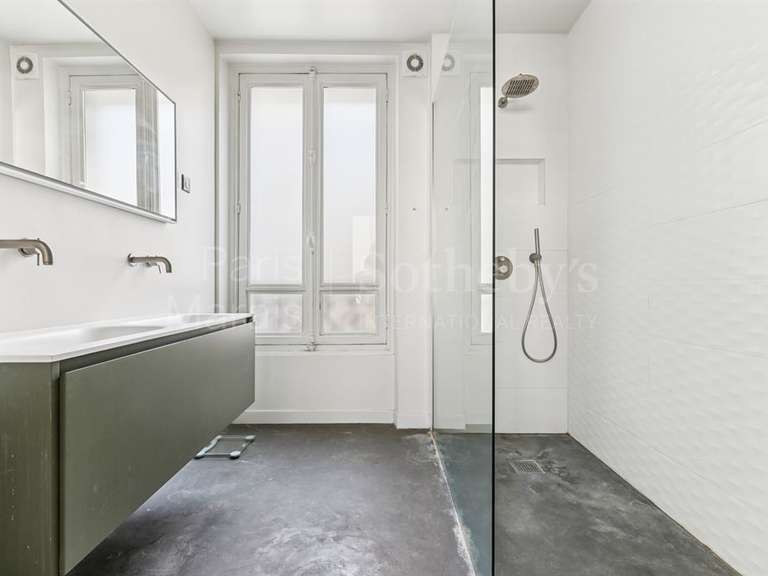 Apartment Paris 1er - 5 bedrooms - 170m²