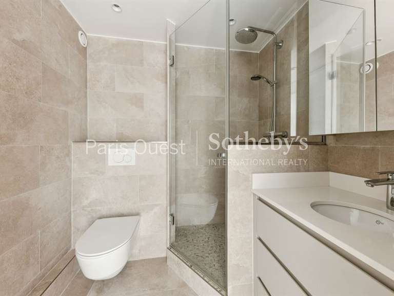 Apartment Paris 1er - 2 bedrooms - 78m²