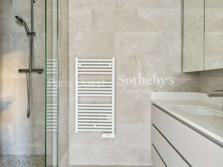 Apartment Paris 1er - 2 bedrooms - 78m²