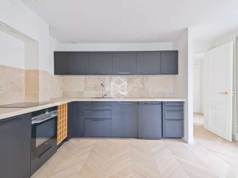 Apartment Paris 1er - 2 bedrooms - 73m²