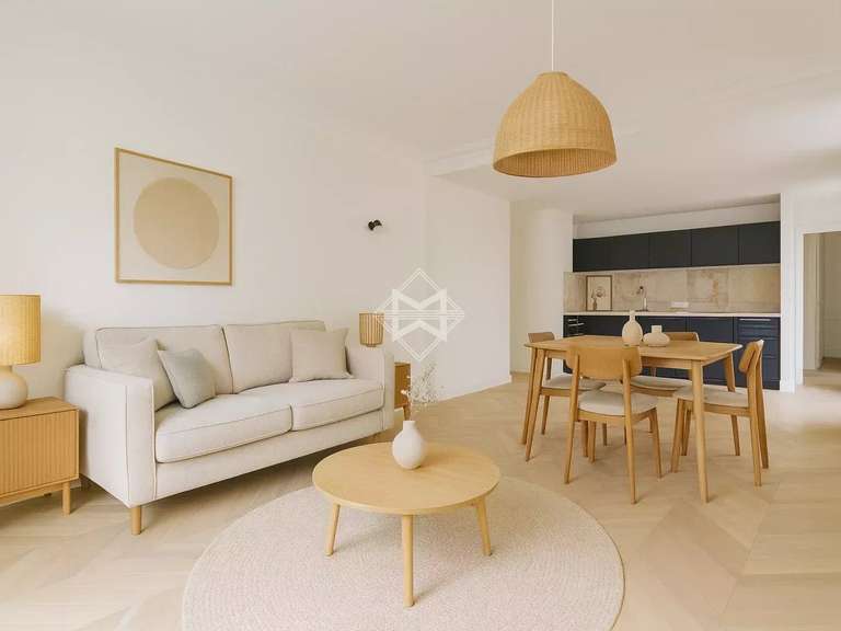 Apartment Paris 1er - 2 bedrooms - 73m²