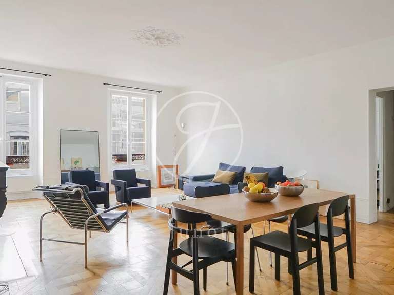 Apartment Paris 1er - 2 bedrooms - 96m²