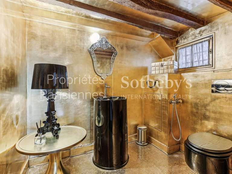 Appartement Paris 1er - 1 chambre - 72m²