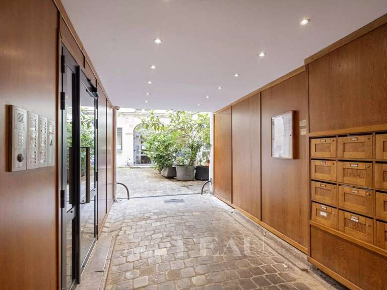 Appartement Paris 1er - 2 chambres - 71m²