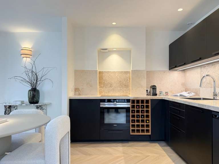 Appartement Paris 1er - 2 chambres - 72m²