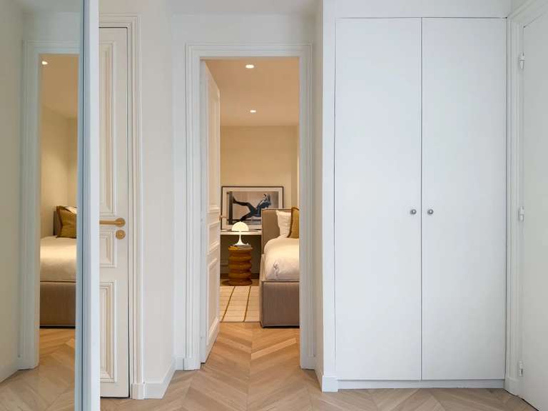 Appartement Paris 1er - 2 chambres - 72m²