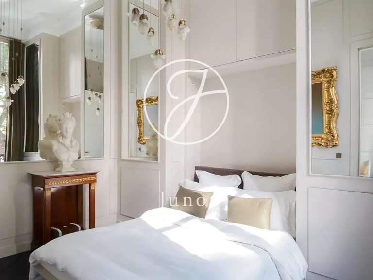 Appartement Paris 1er - 1 chambre - 40m²