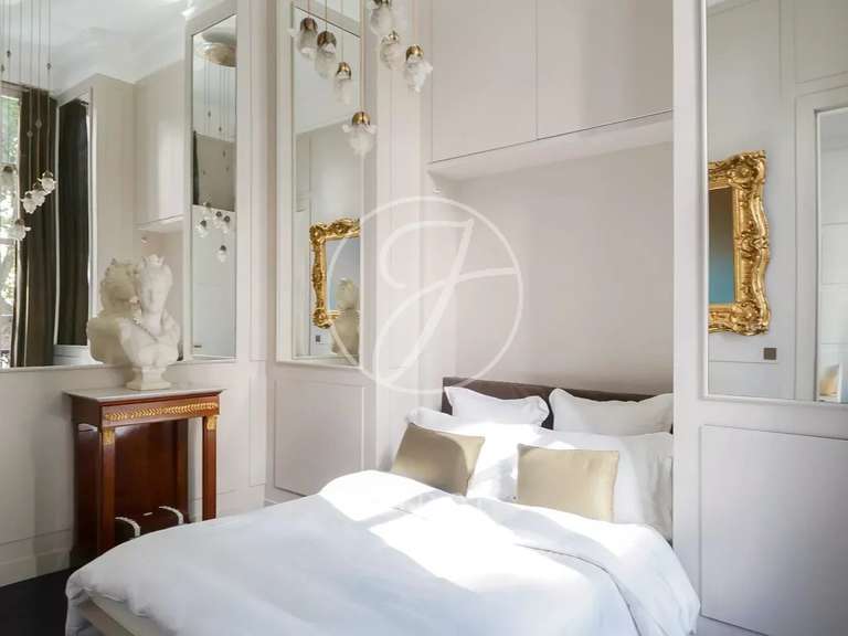 Appartement Paris 1er - 1 chambre - 40m²